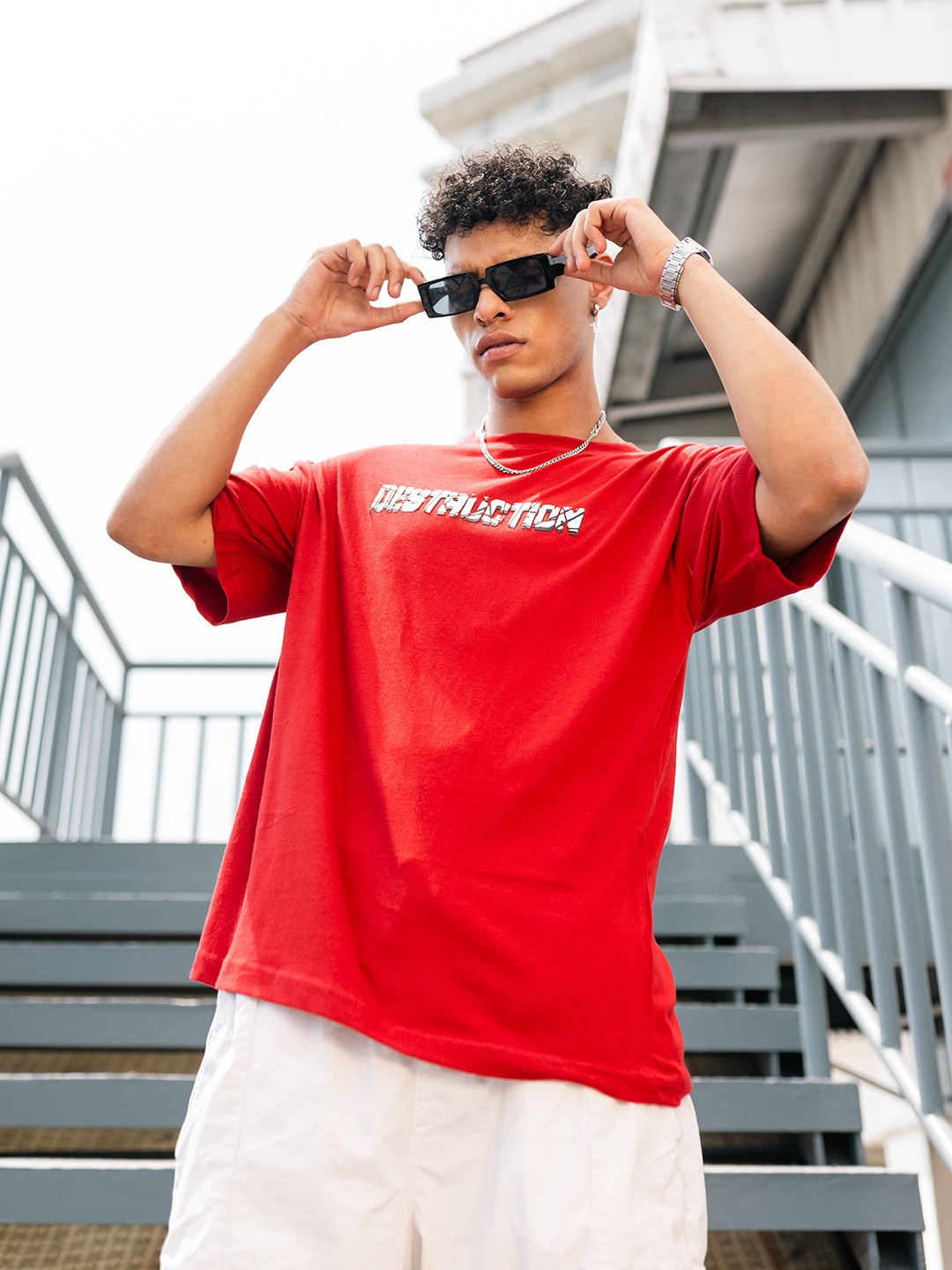 

UNRL Typography Printed Drop-Shoulder Sleeves Pure Cotton T-shirt, Red