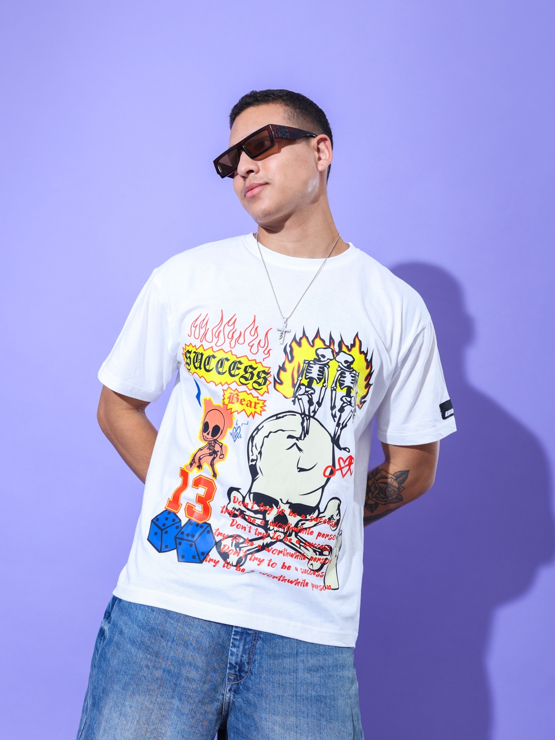 

UNRL Graphic Printed Drop-Shoulder Sleeves Pure Cotton T-shirt, White