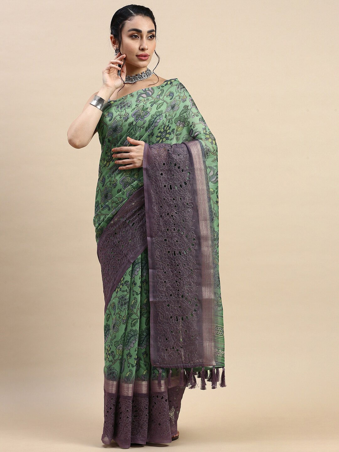 

Rishika Floral Printed Zari Chanderi Saree, Green