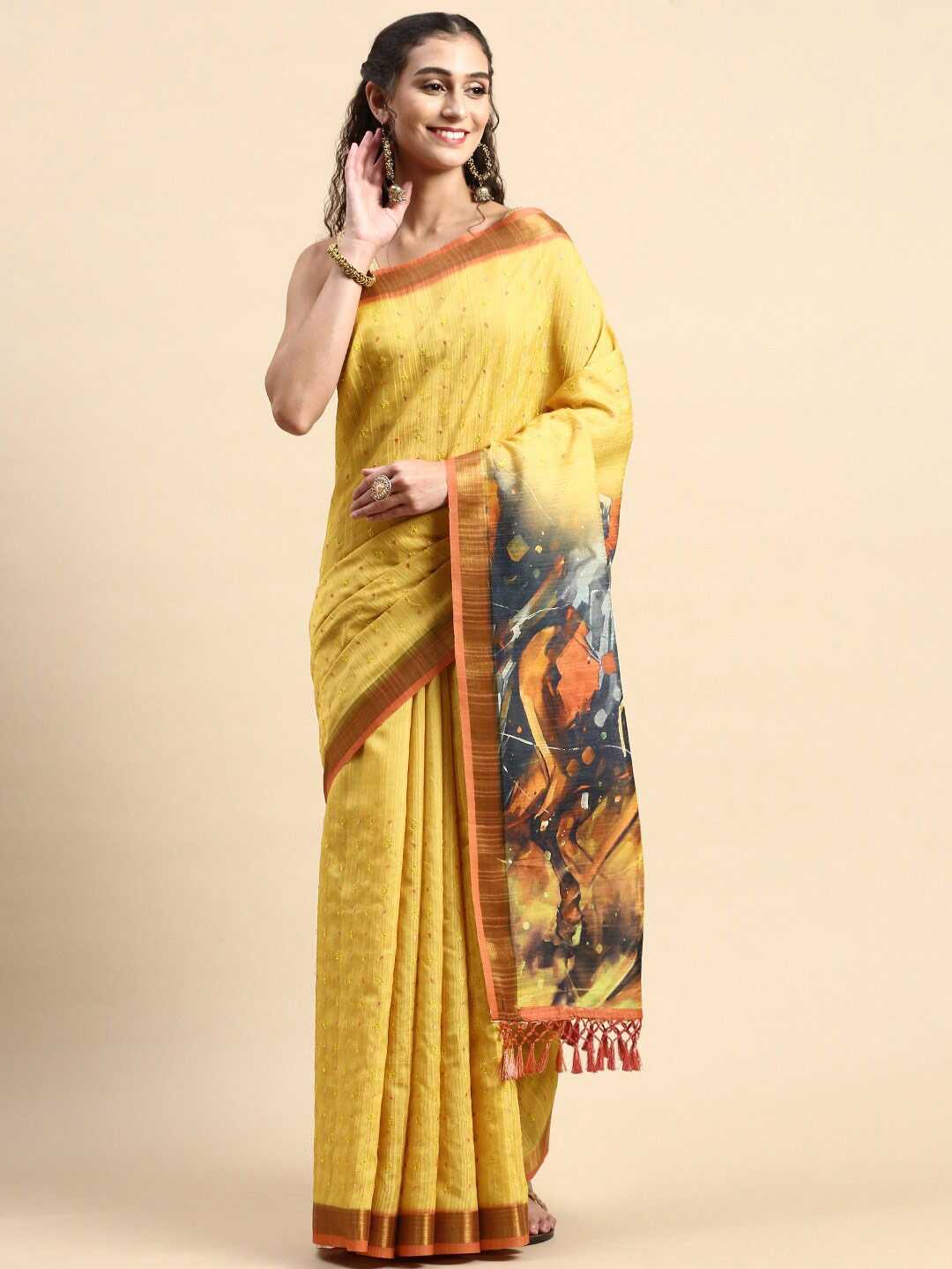 

Rishika Ethnic Motifs Embroidered Zari Chanderi Saree, Mustard