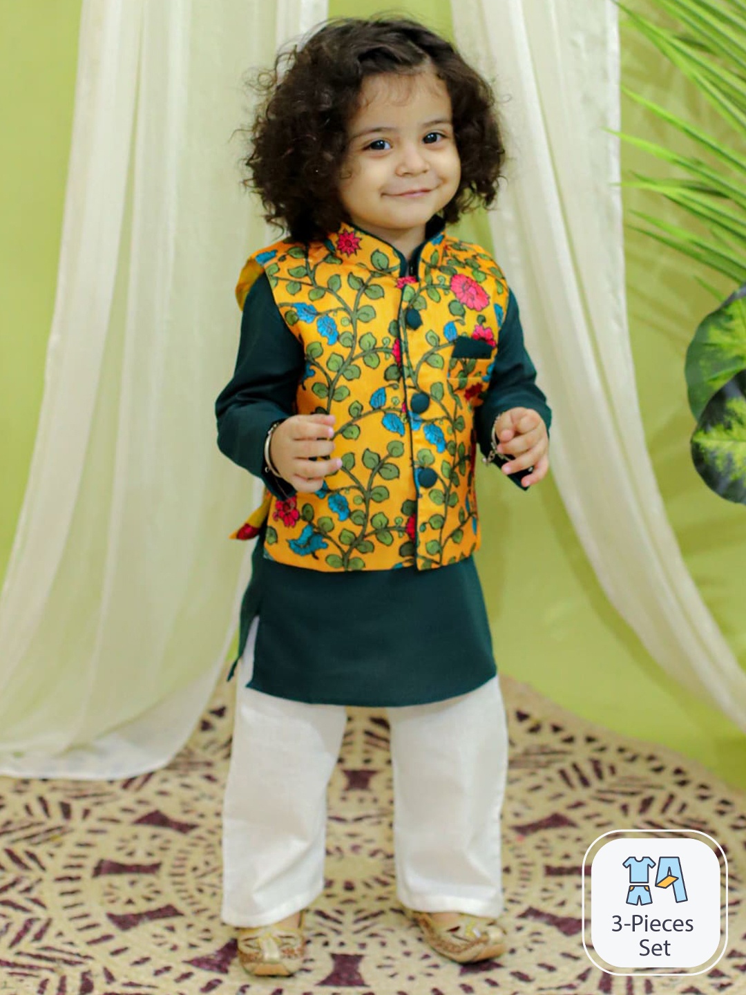 

BownBee Boys Mandarin Collar Regular Kurta with Pyjamas And Printed Nehru Jacket, Yellow