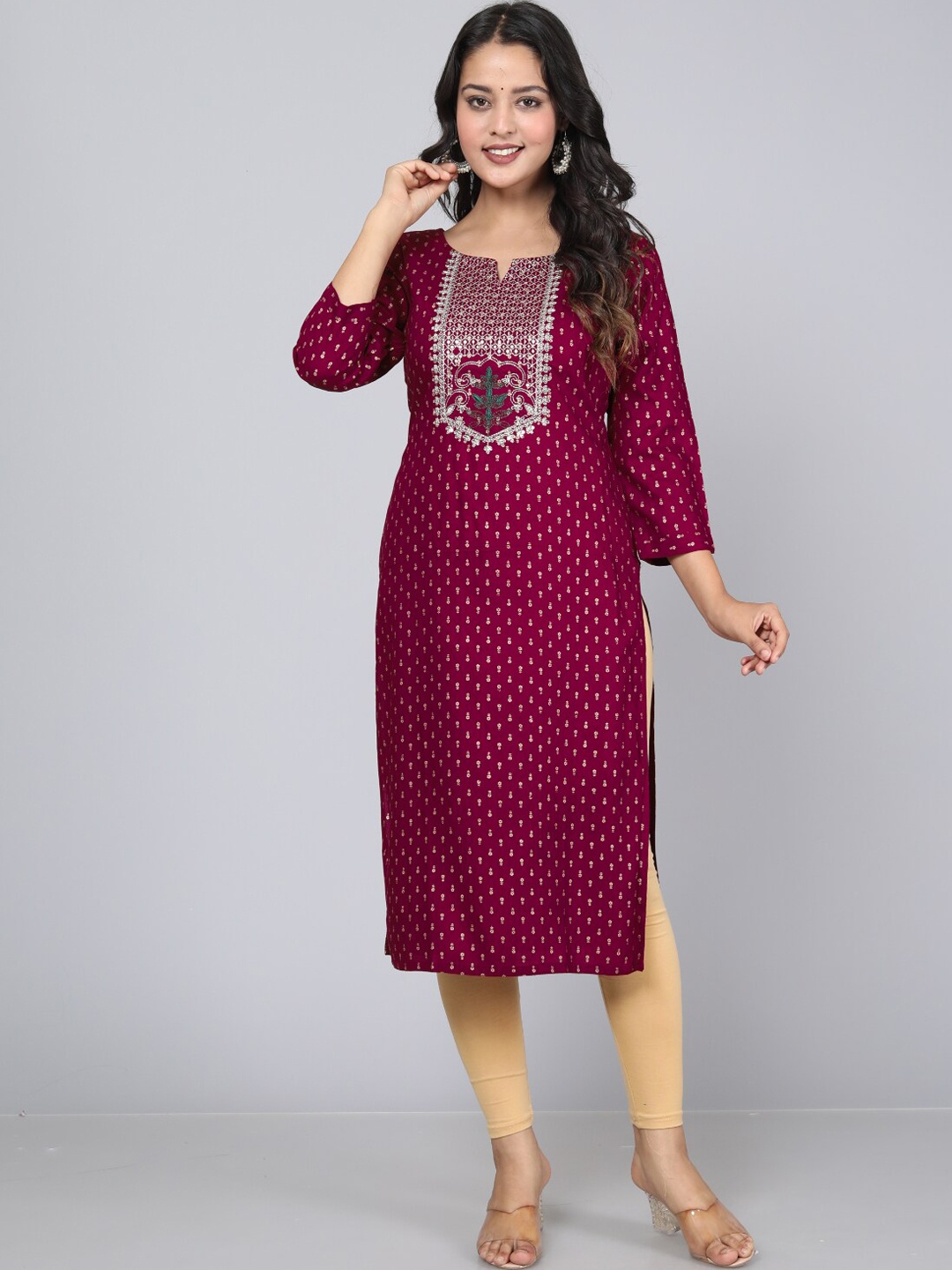 

KALINI Sequinned Embellished Straight Kurta, Maroon