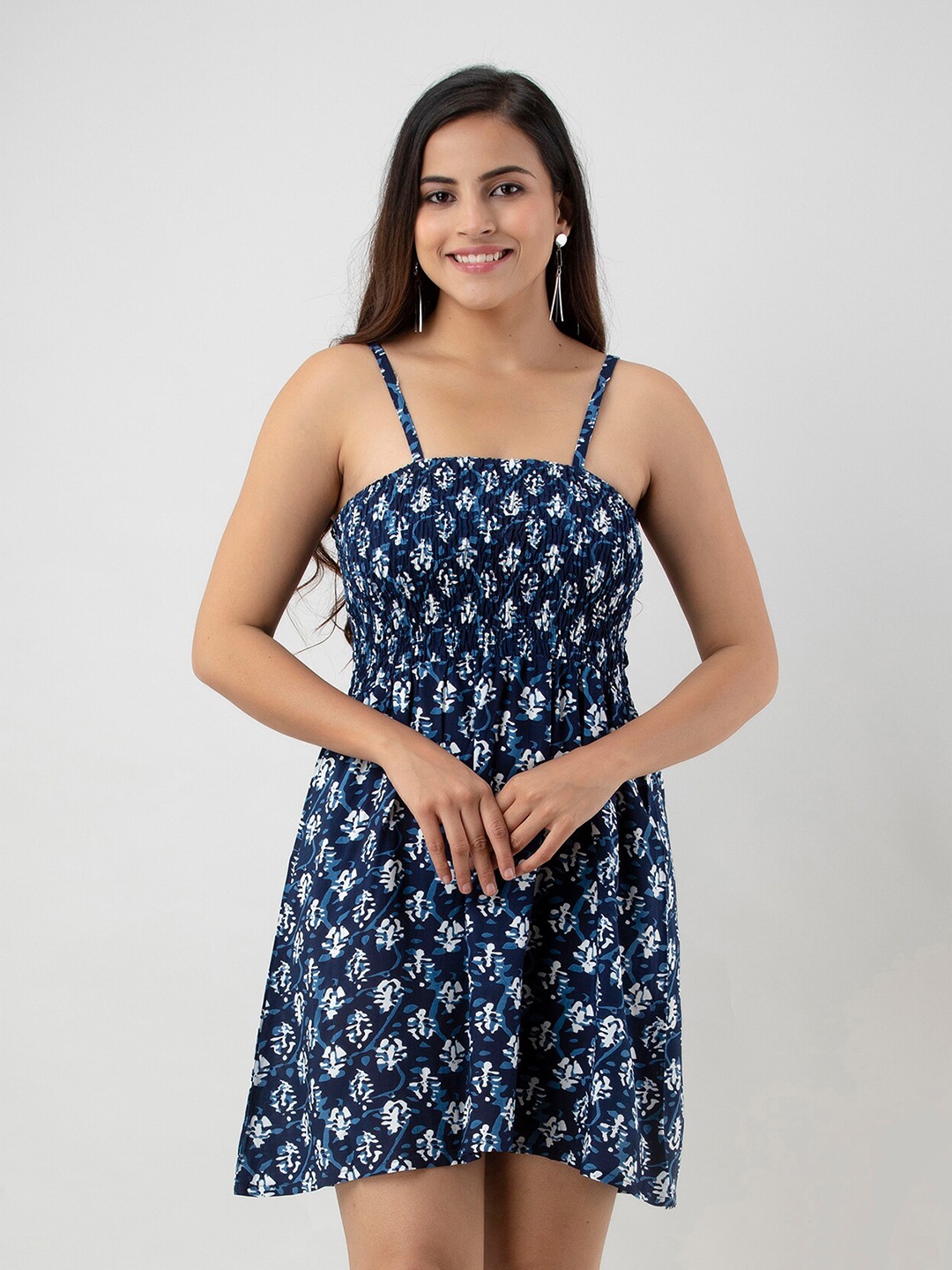 

BAESD Geometric Printed Shoulder Straps Smocked Fit & Flare Mini Dress, Blue