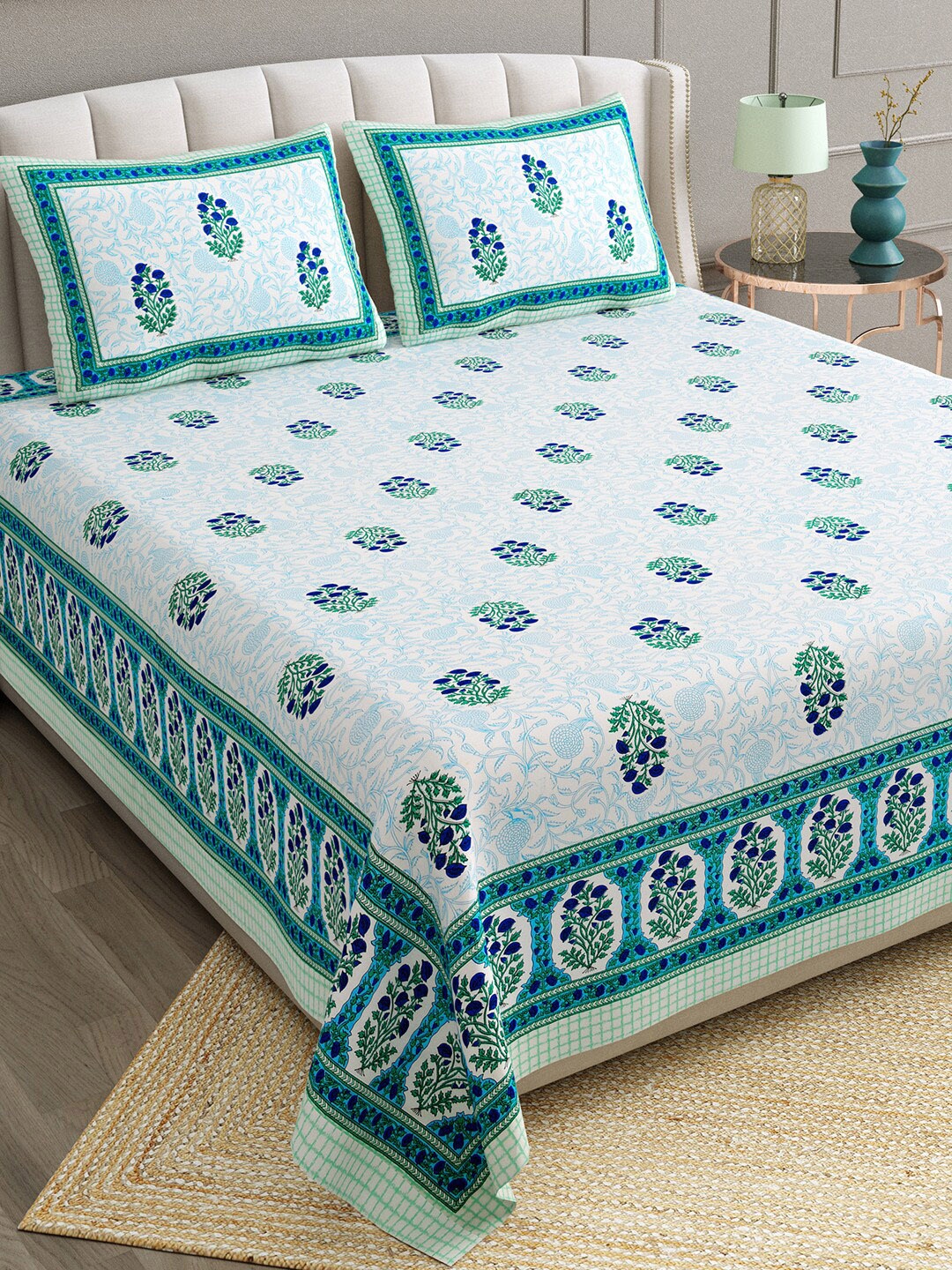 

BELLA CASA Ethic White & Teal Printed Cotton 180 TC King Bedsheet with 2 Pillow Covers