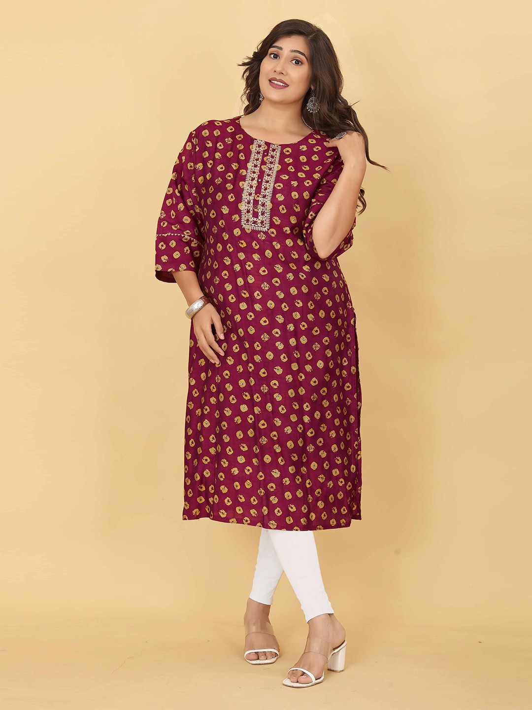 

OEQUAL Abstract Printed Sequinned Straight Kurta, Red
