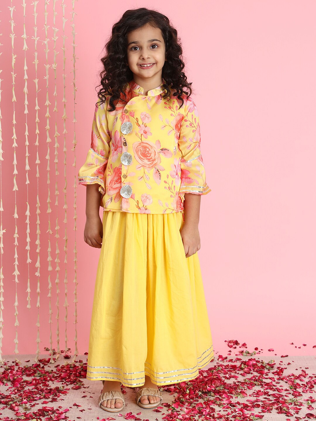 

Readiprint Girls Floral Printed Gotta Patti Ready to Wear Lehenga & Blouse, Yellow