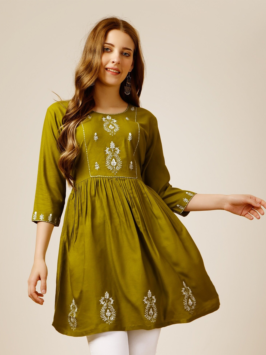 

Vaidehi Fashion Round Neck Embroidered Tunic, Sea green