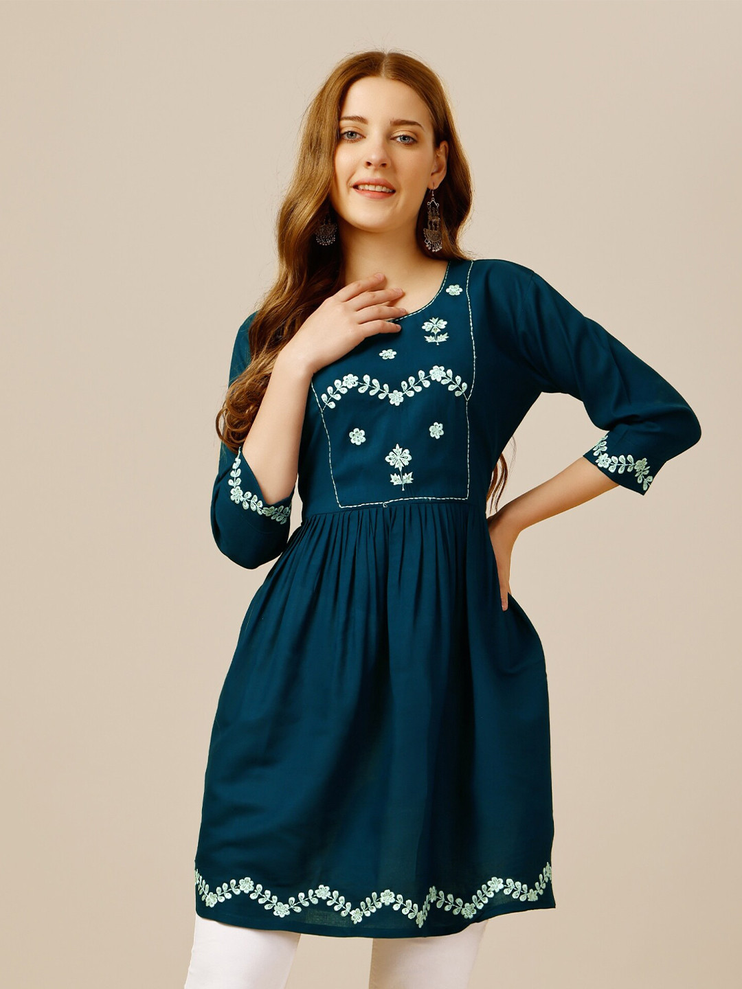 

Vaidehi Fashion Round Neck Embroidered Tunic, Blue