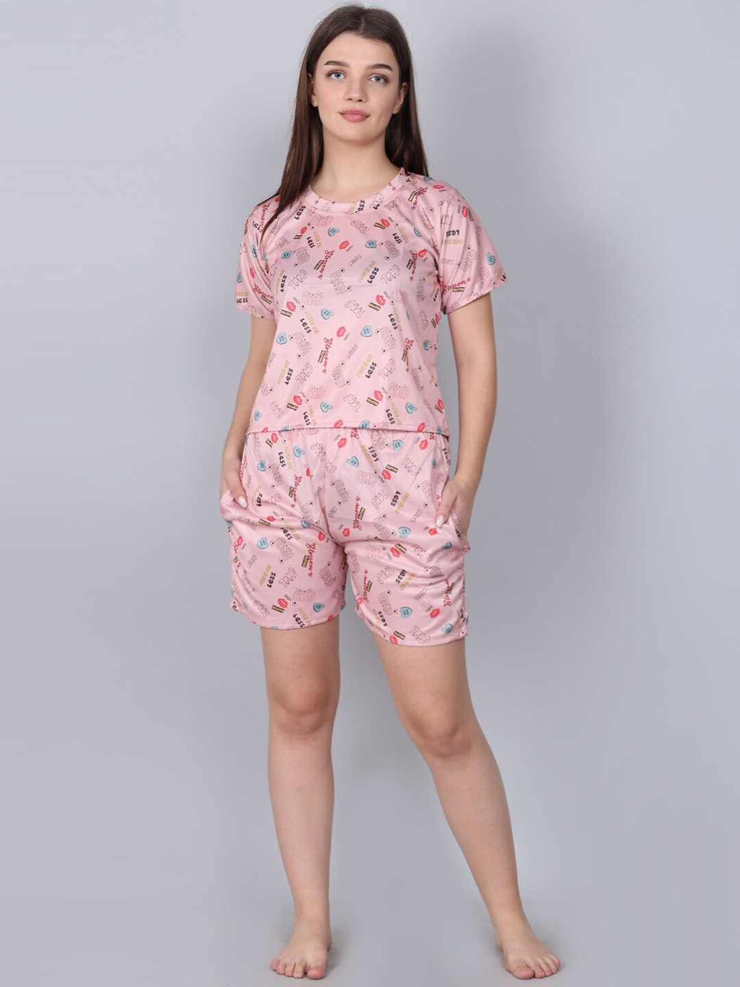 

XPIOX Typography Printed Night suit, Peach