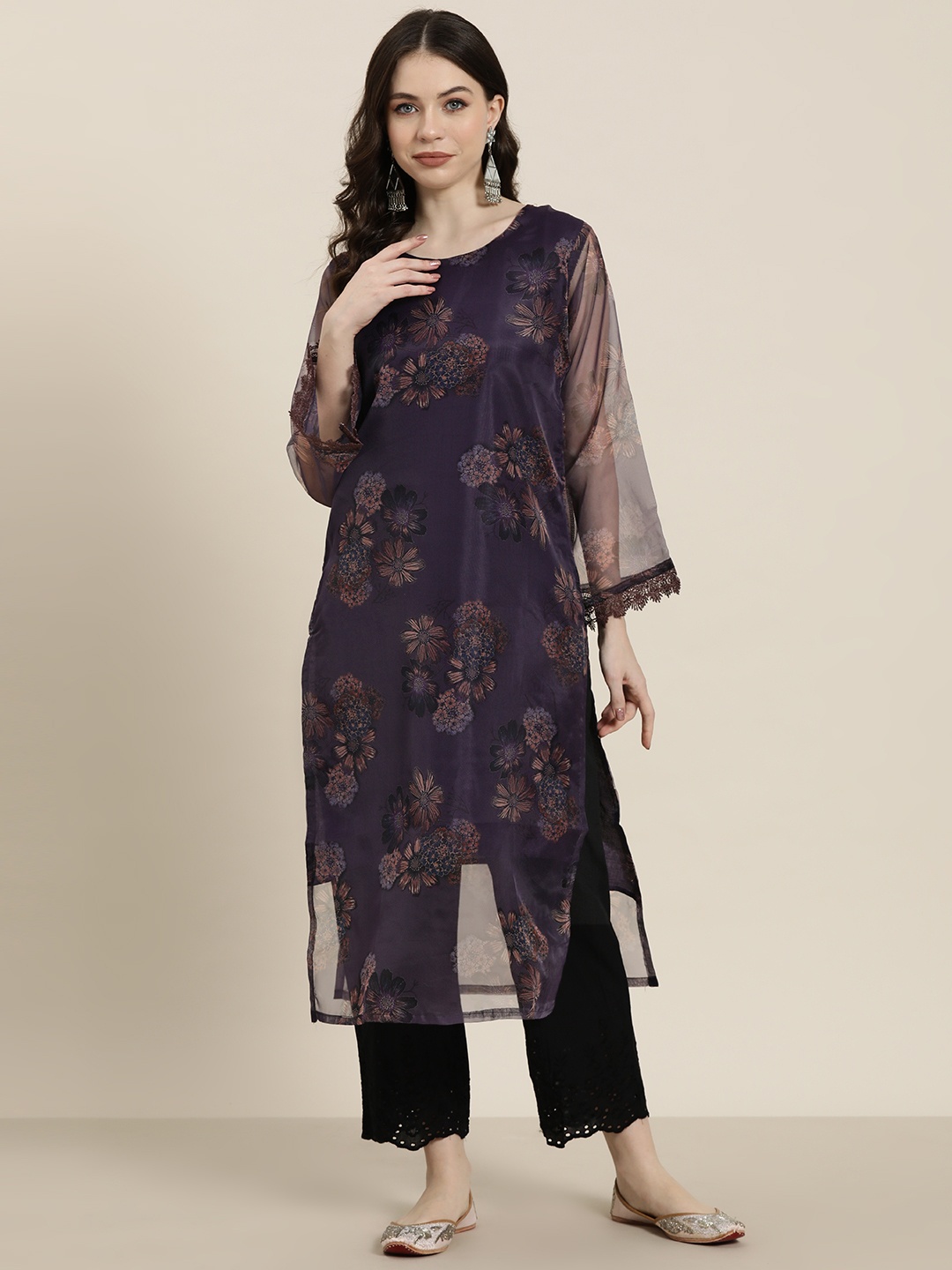 

Tikhi Imli Women Floral Printed Flared Sleeves Kurta, Purple