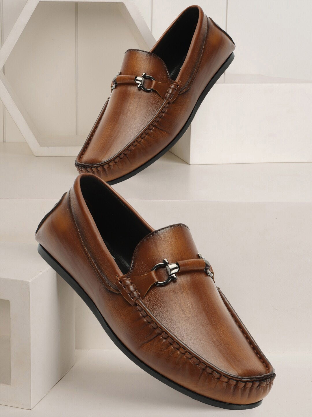 

Carlton London Men Lightweight Slip-On Loafers, Tan