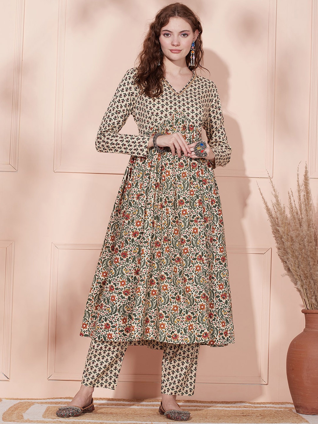 

FASHOR Beige Floral Printed Gotta Patti A-Line Kurta With Trousers