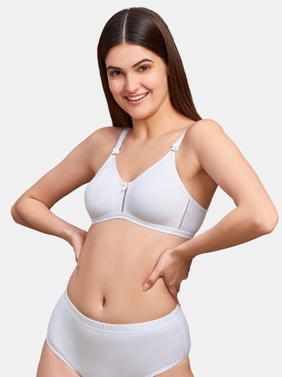 

NAIDU HALL Non-Wired Non Padded Full Coverage All Day Comfort Cotton Bra, White