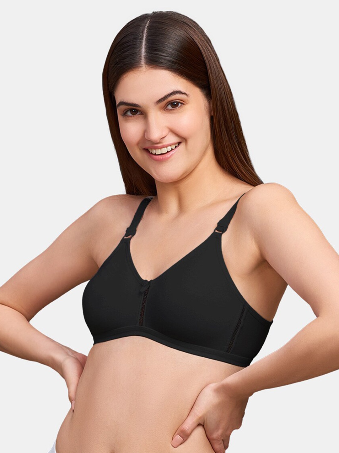 

NAIDU HALL Full Coverage Everyday Bra With All Day Comfort, Black