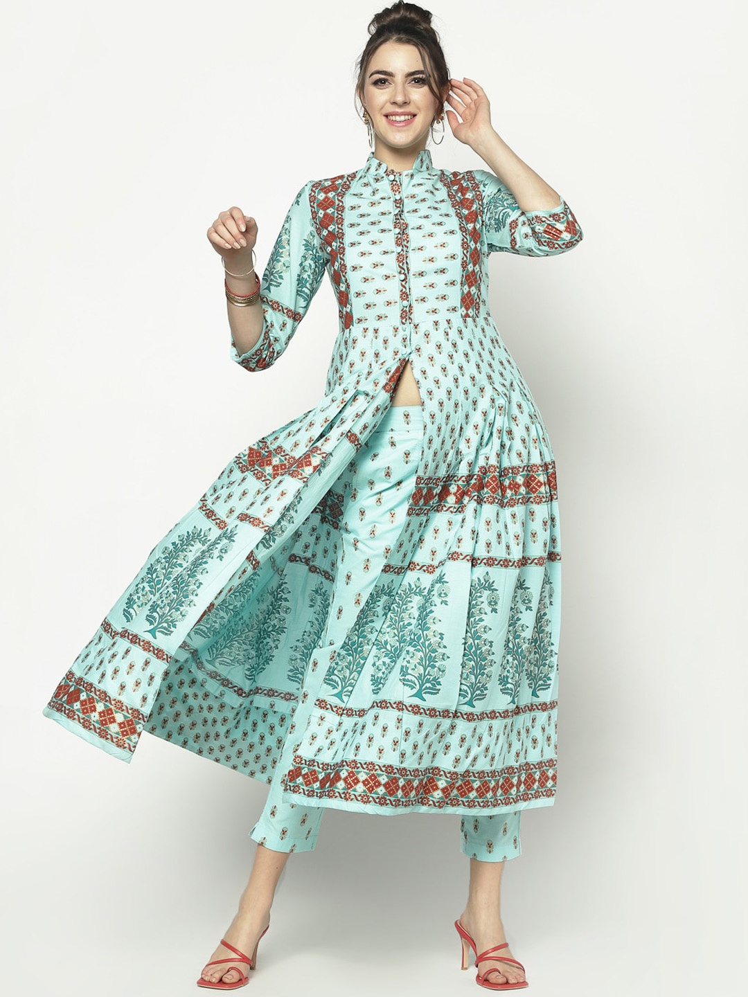 

Sera Floral Printed Mandarin Collar Pure Cotton Anarkali Kurta, Blue