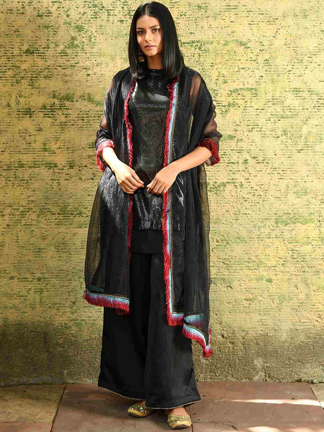 

NUHH Sequined Sleeveless Kurta with Palazzos & Dupatta, Black