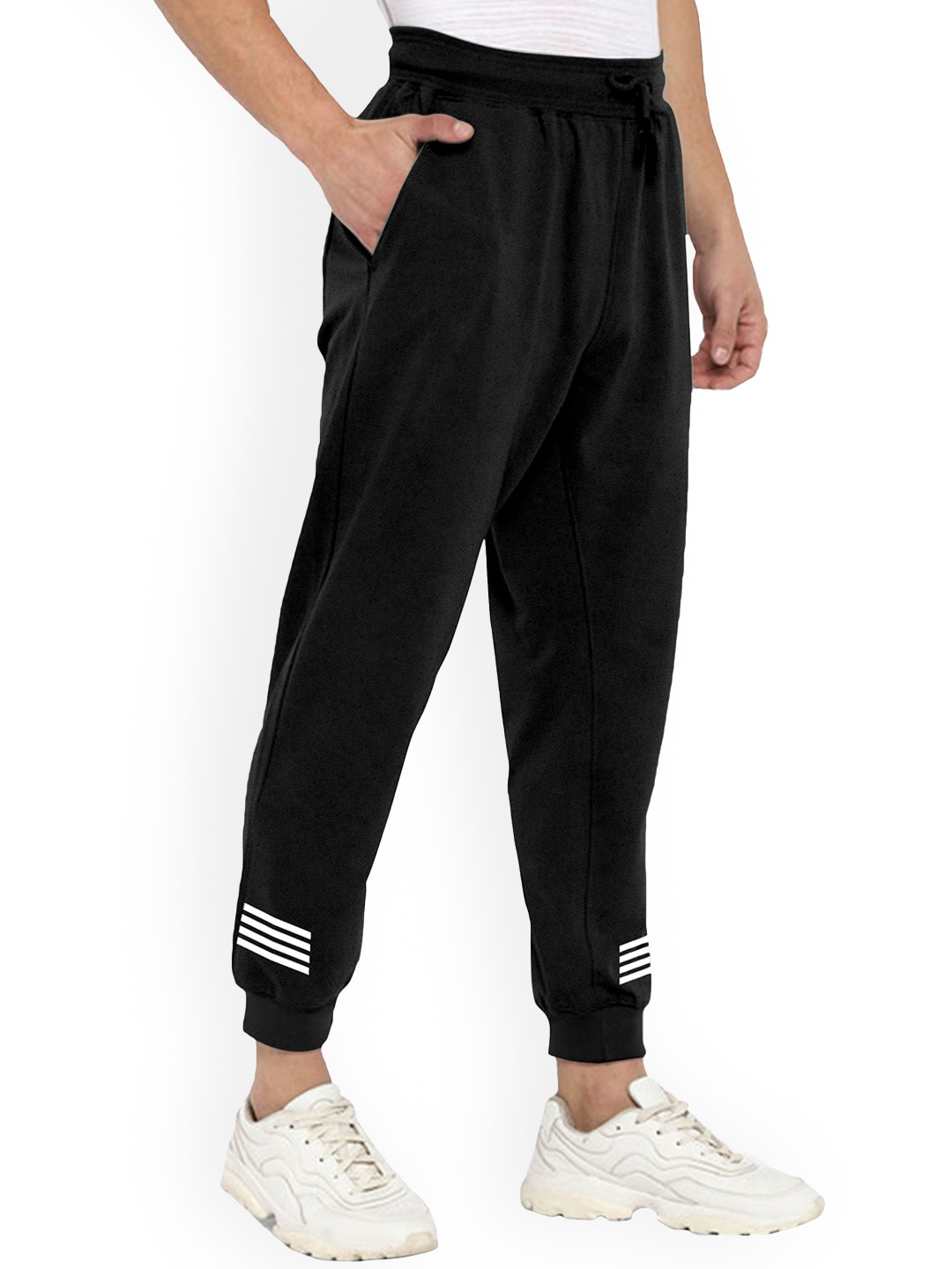 

FTX Men Mid-Rise Joggers, Black