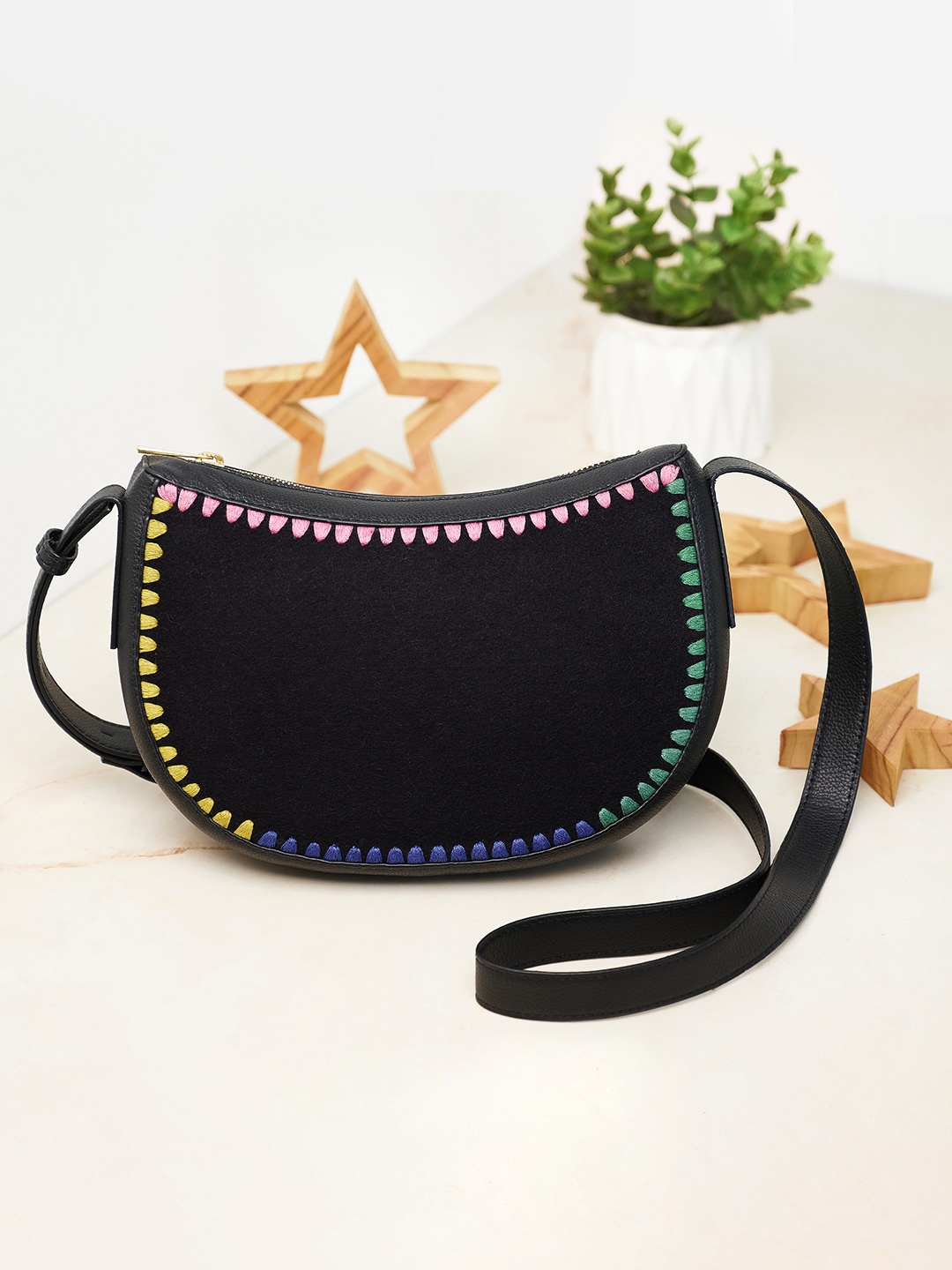 

Accessorize London Women Black Cley Stitch Cross-Body Bag