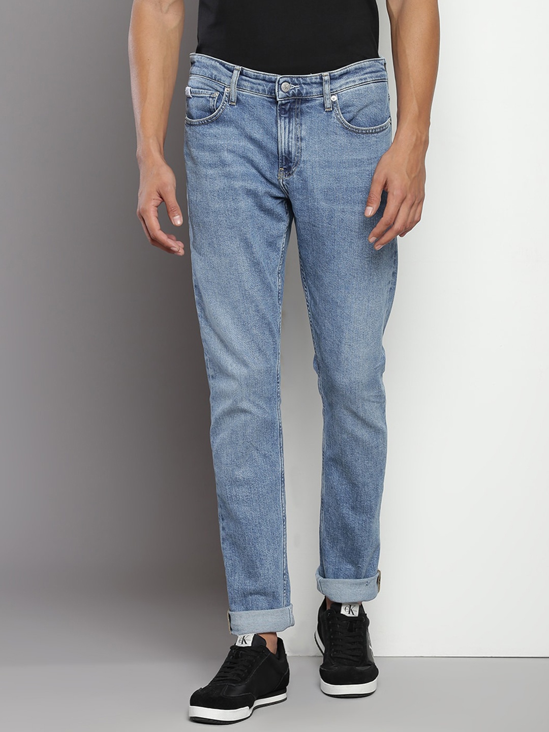 

Calvin Klein Jeans Men Clean Look Heavy Fade Cotton Jeans, Blue