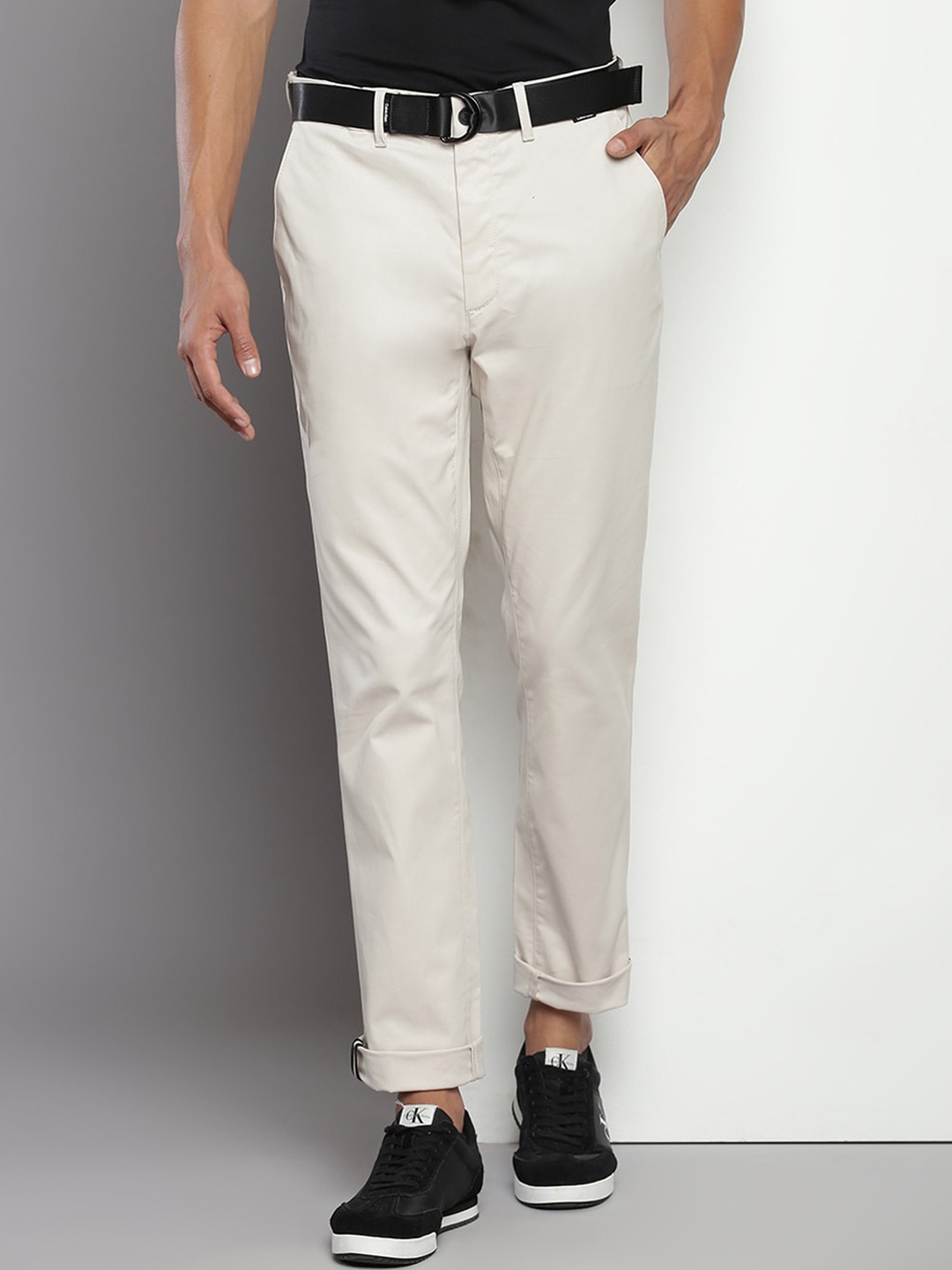 

Calvin Klein Jeans Men Slim Fit Trousers, Beige