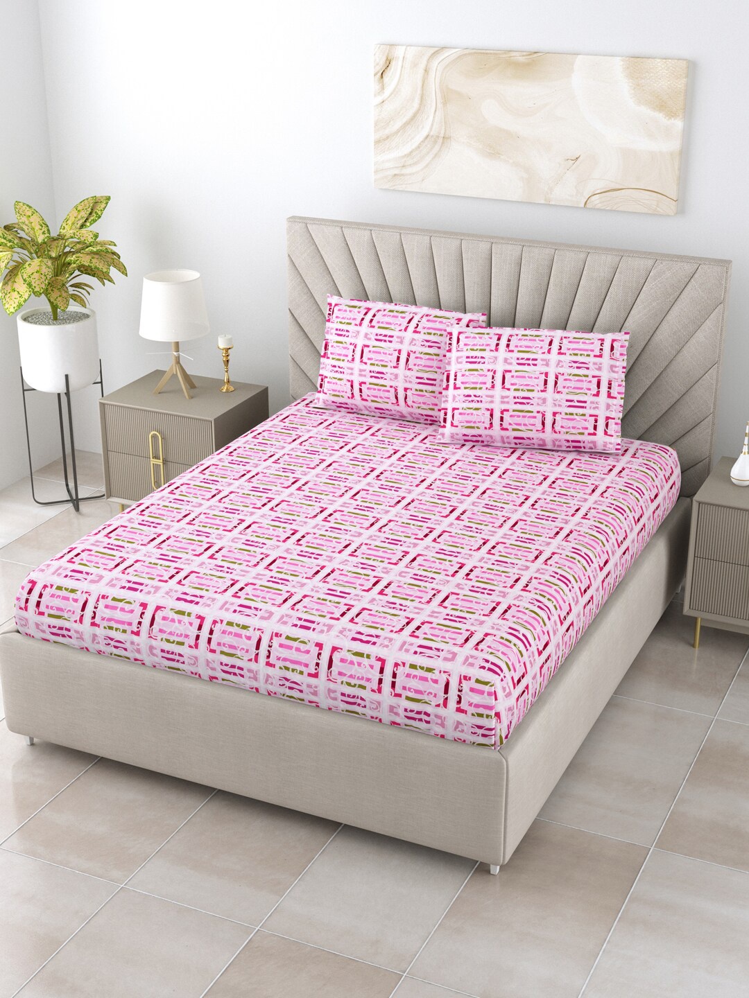 

BOMBAY DYEING Epigram Pink Floral Cotton 120 TC Queen Bedsheet with 2 Pillow Covers