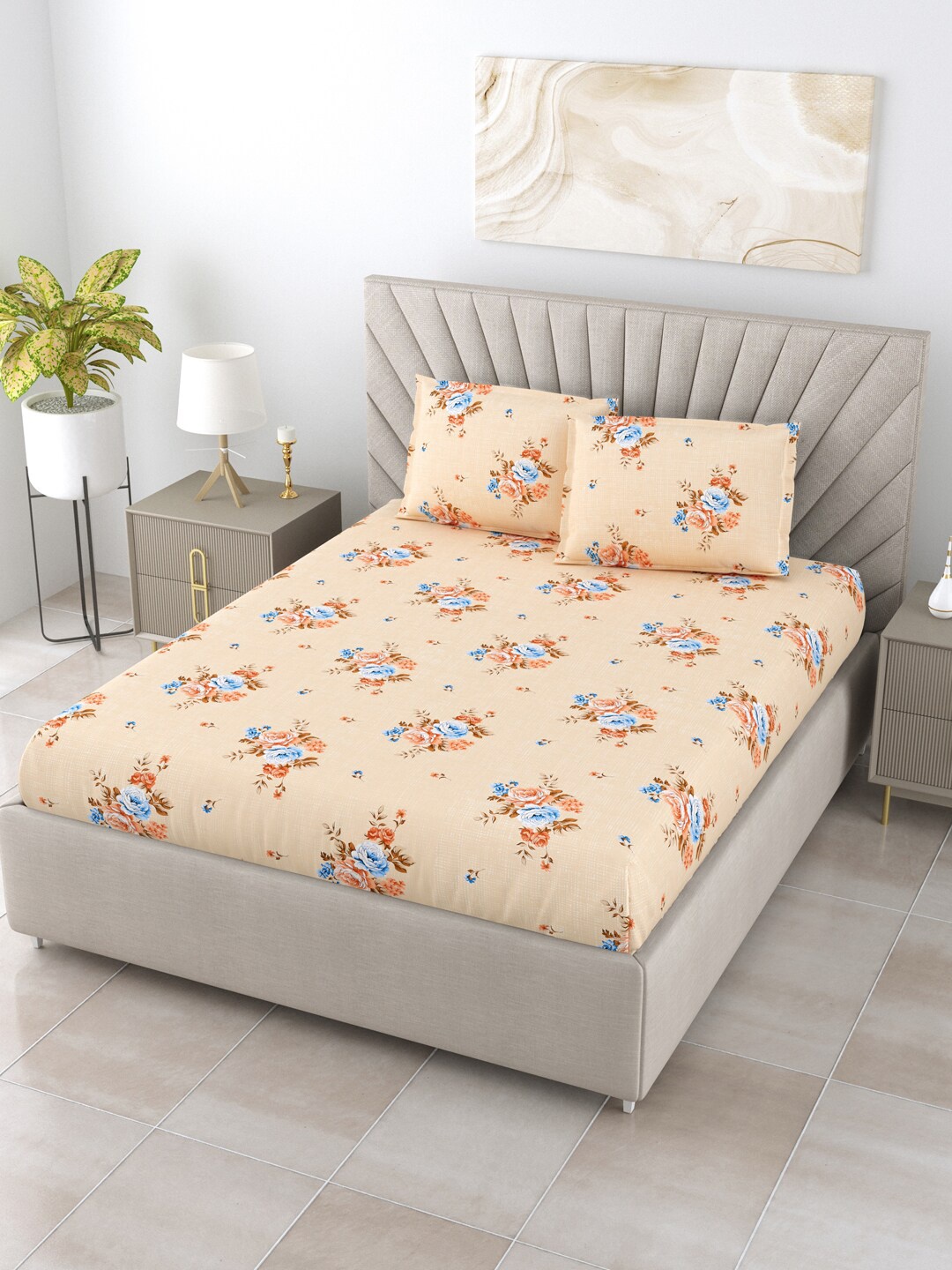 

BOMBAY DYEING Epigram Orange Floral Cotton 120 TC Queen Bedsheet With 2 Pillow Covers