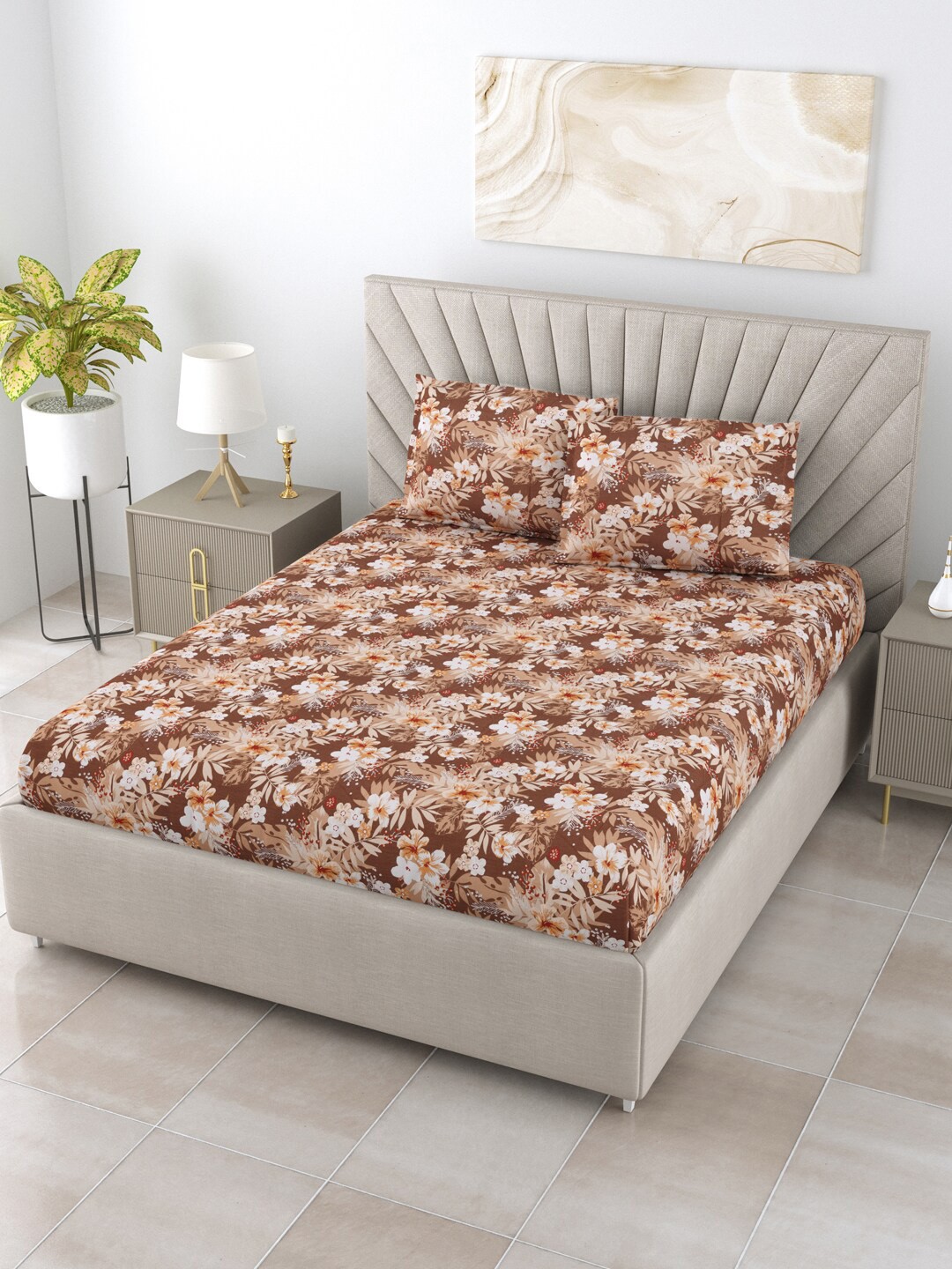 

BOMBAY DYEING Epigram Brown Floral Cotton 120 TC Queen Bedsheet with 2 Pillow Covers