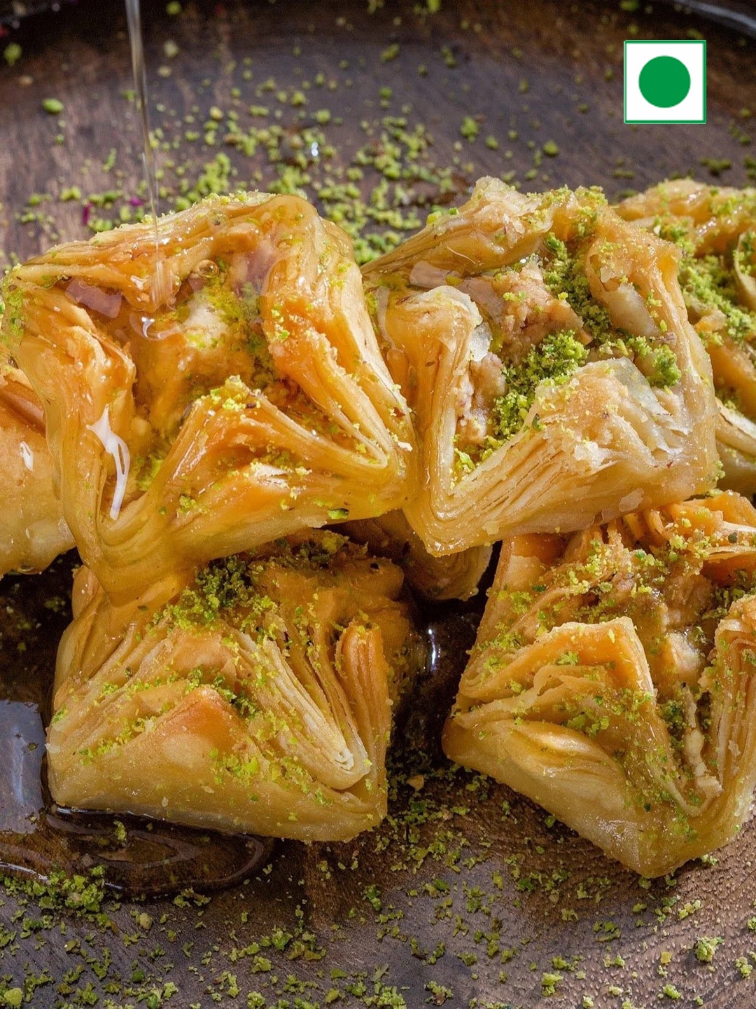

The Baklava Box Pyramid Baklava Sweets-250 gms, Red