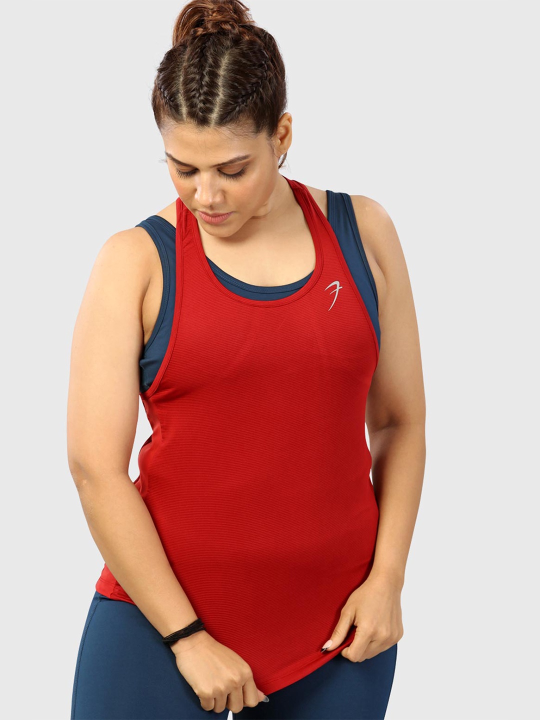 

FUAARK Self Design Slim Fit Gym Tank Top, Red