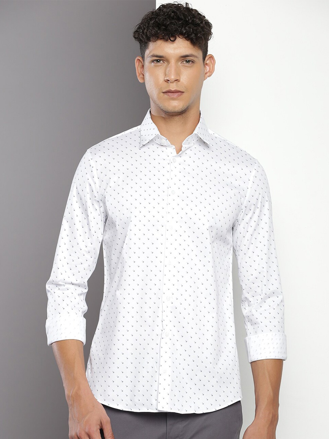 

Calvin Klein Jeans Slim Fit Opaque Printed Cotton Twill Casual Shirt, White
