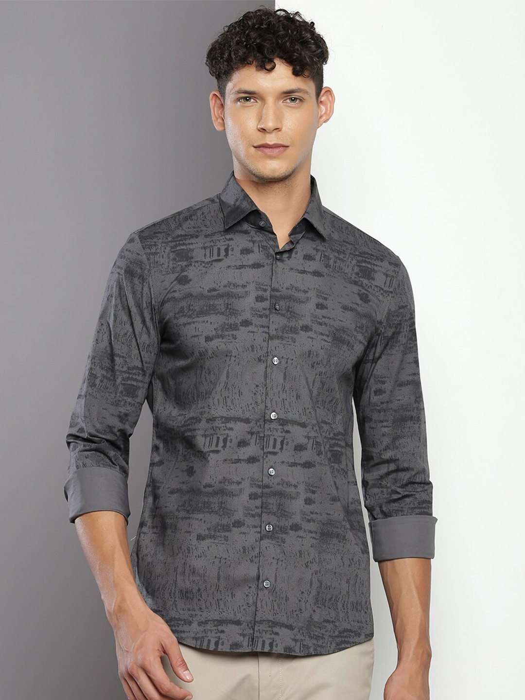 

Calvin Klein Jeans Slim Fit Opaque Printed Cotton Casual Shirt, Black