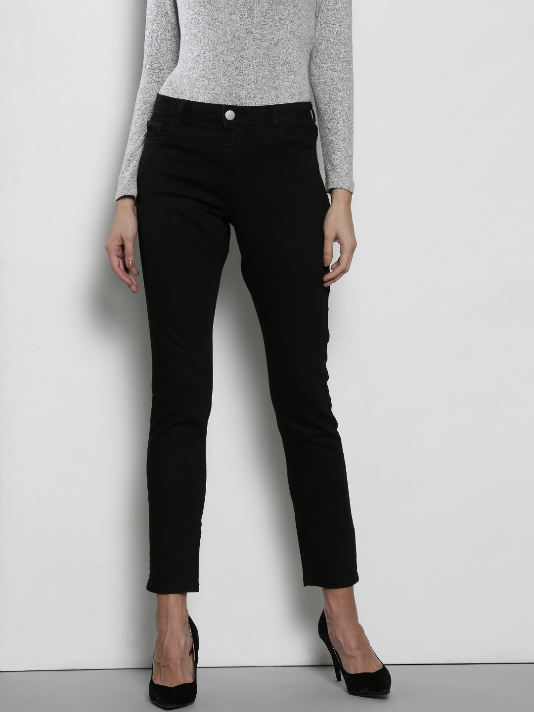 

DOROTHY PERKINS Women Black Straight Fit Mid-Rise Clean Look Stretchable Jeans