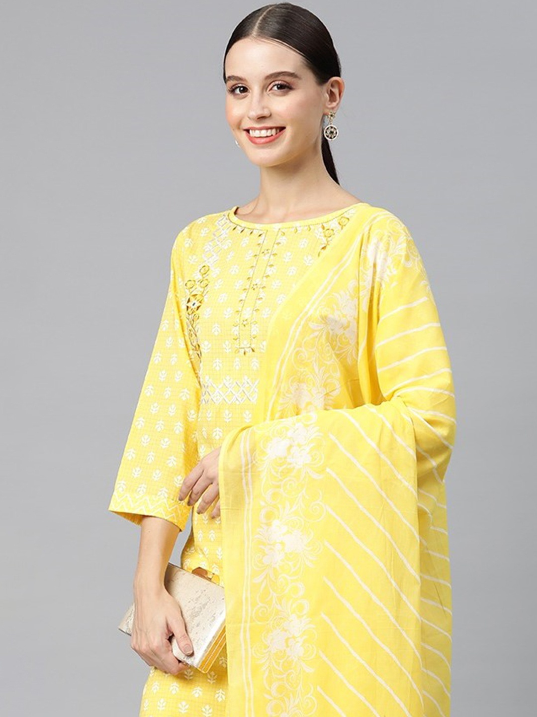 

Readiprint Women Ethnic Motifs Thread Work Kurta with Palazzos & Dupatta, Yellow