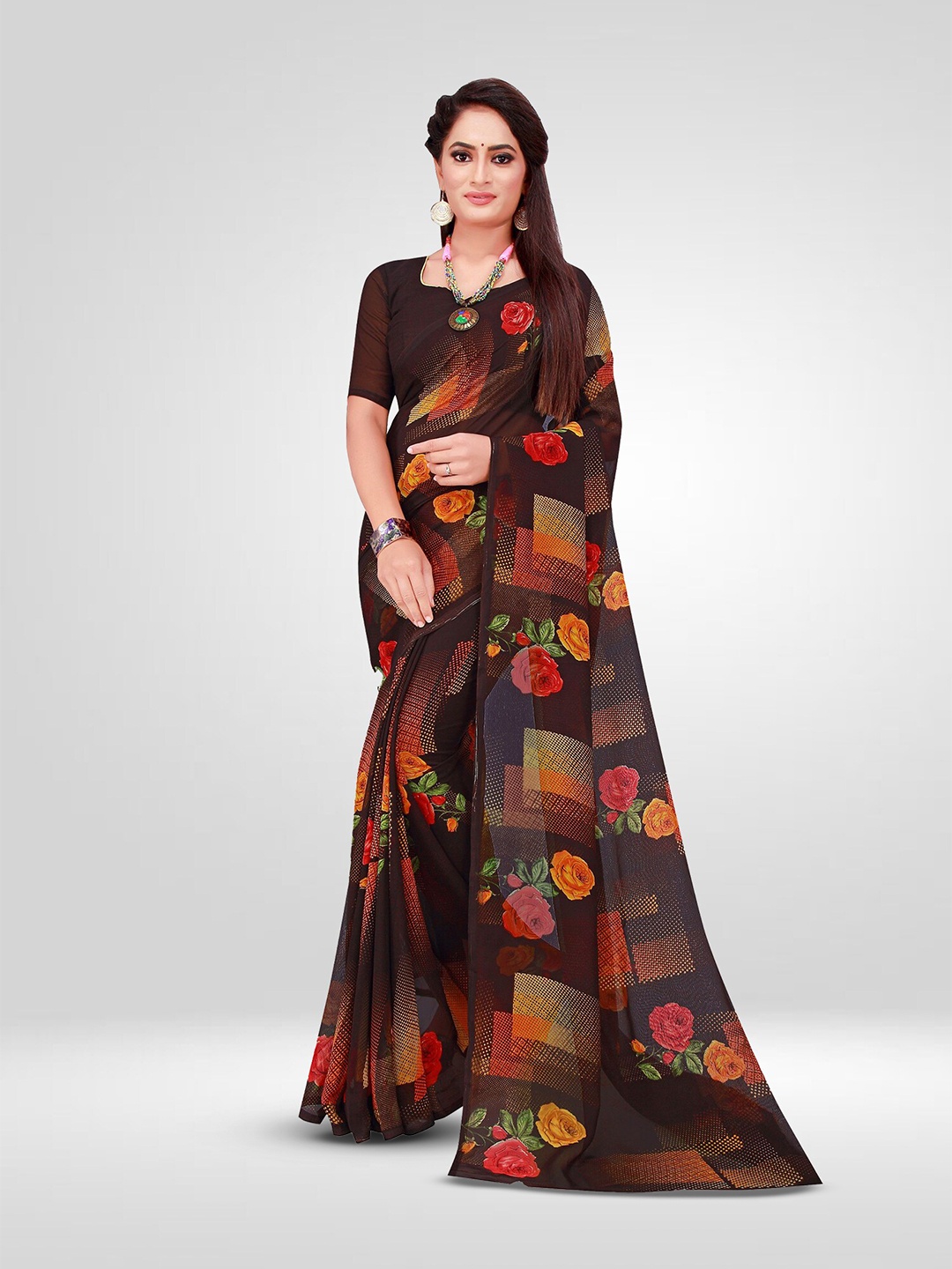 

N N ENTERPRISE Floral Printed Pure Georgette Saree, Black