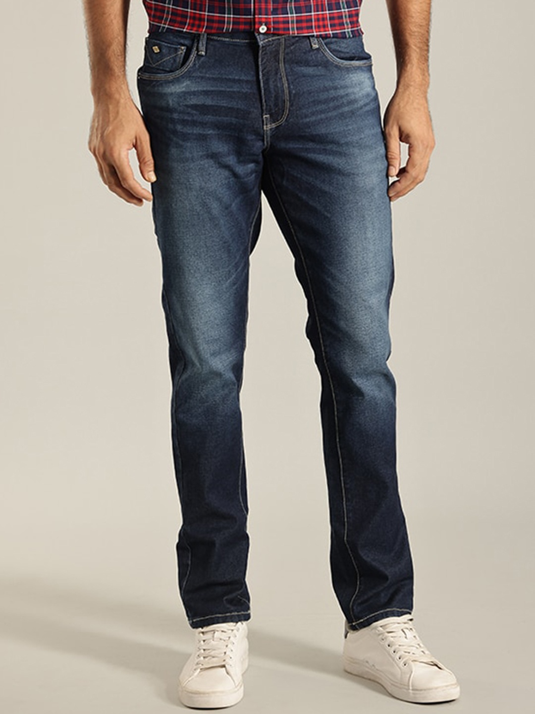 

Indian Terrain Men Brooklyn Clean Look Slim Fit Cotton Jeans, Navy blue