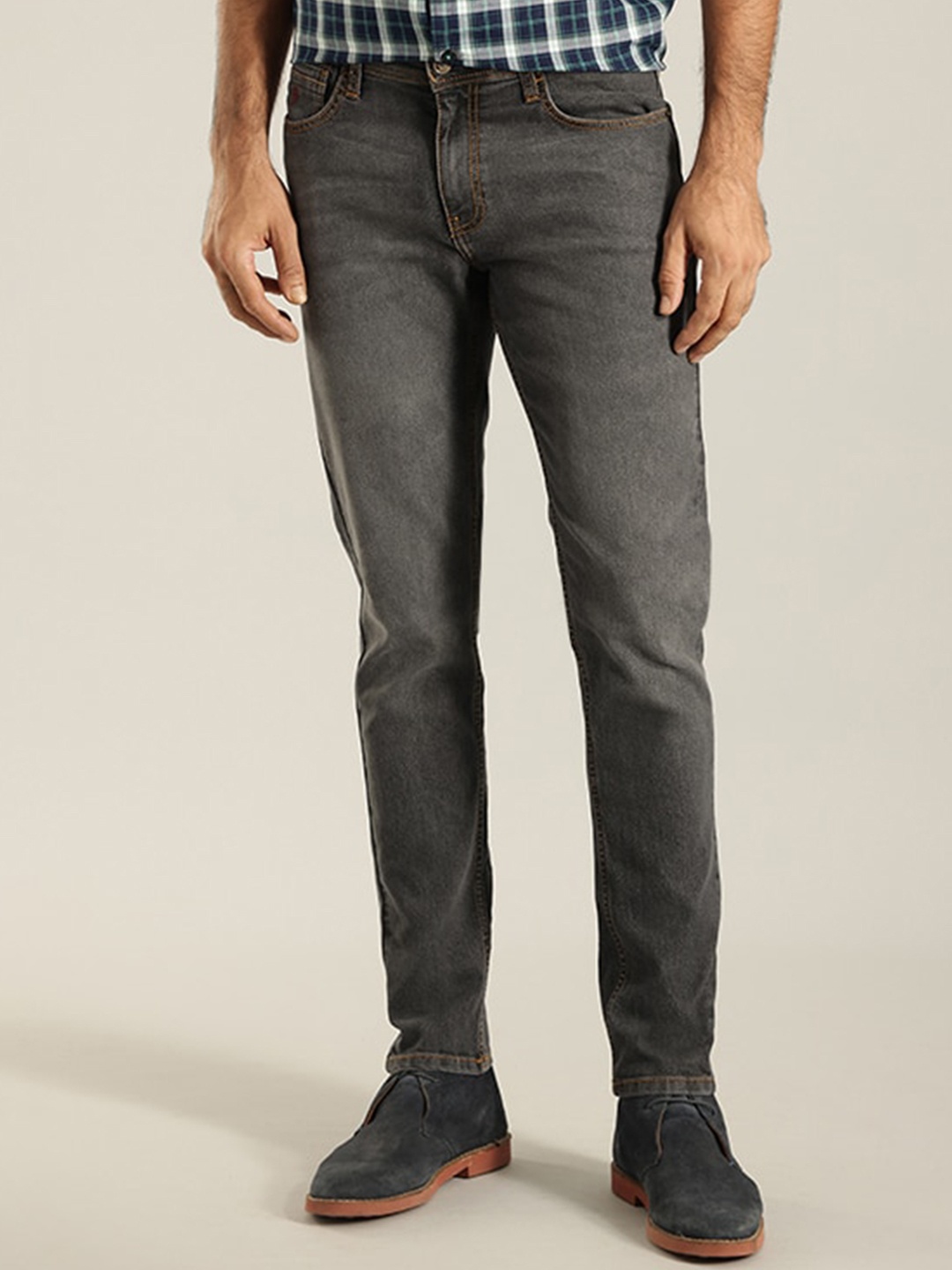 

Indian Terrain Men Kruger Slim Fit Clean Look Light Fade Stretchable Jeans, Grey