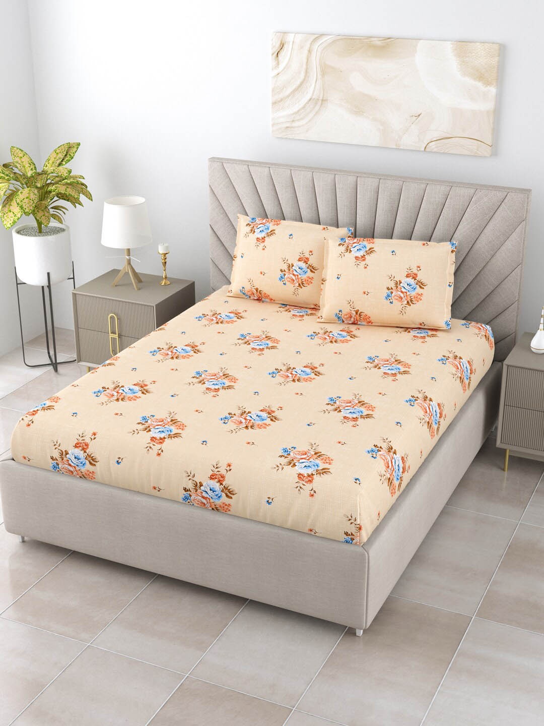 

BOMBAY DYEING Epigram Orange & Blue Floral Cotton 120 TC King Bedsheet & Pillow Covers
