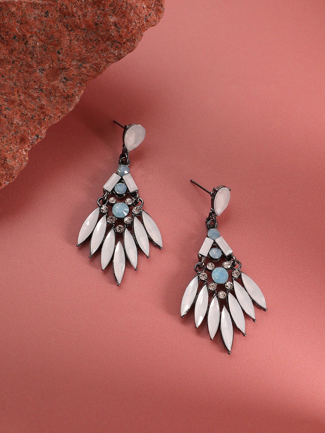 

SOHI Silver-Plated Contemporary Drop Earrings