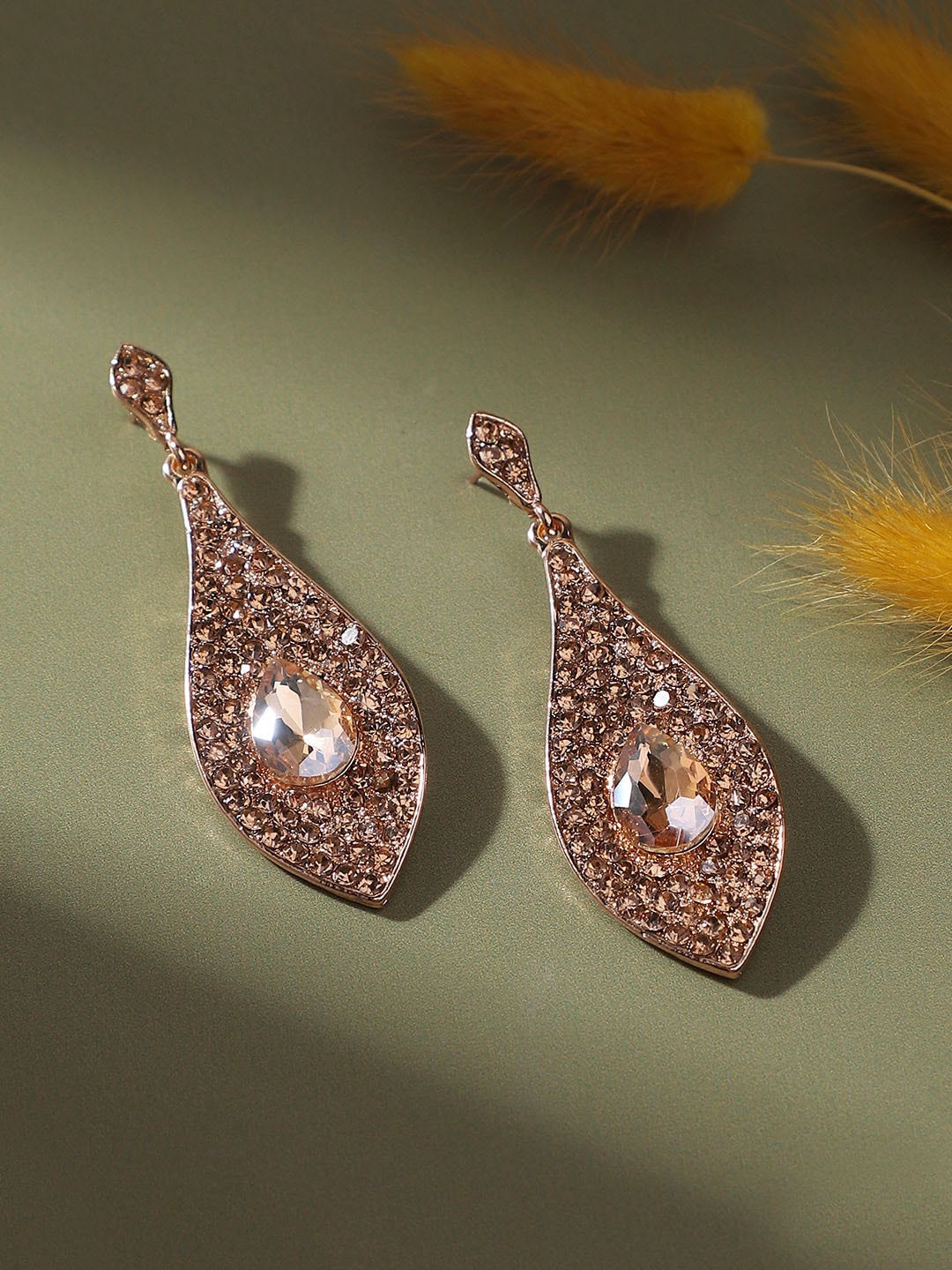 

SOHI Gold-Plated Contemporary Drop Earrings