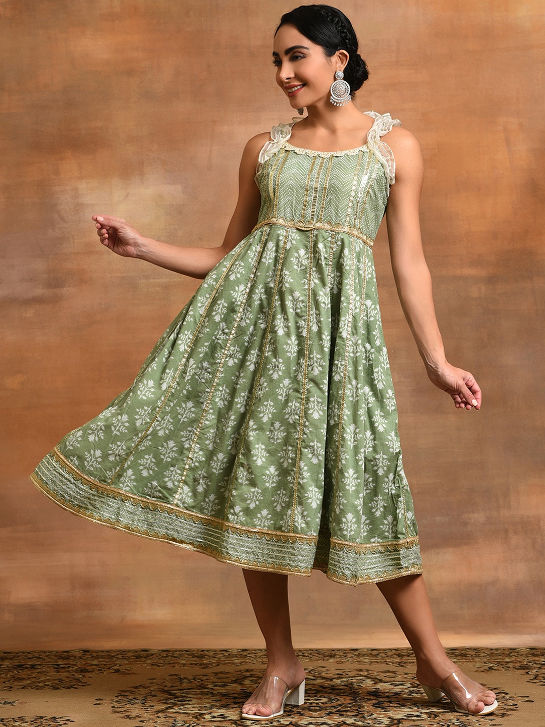 

AKS Ethnic Motifs Printed Gotta Patti Pure Cotton Anarkali Kurta, Green
