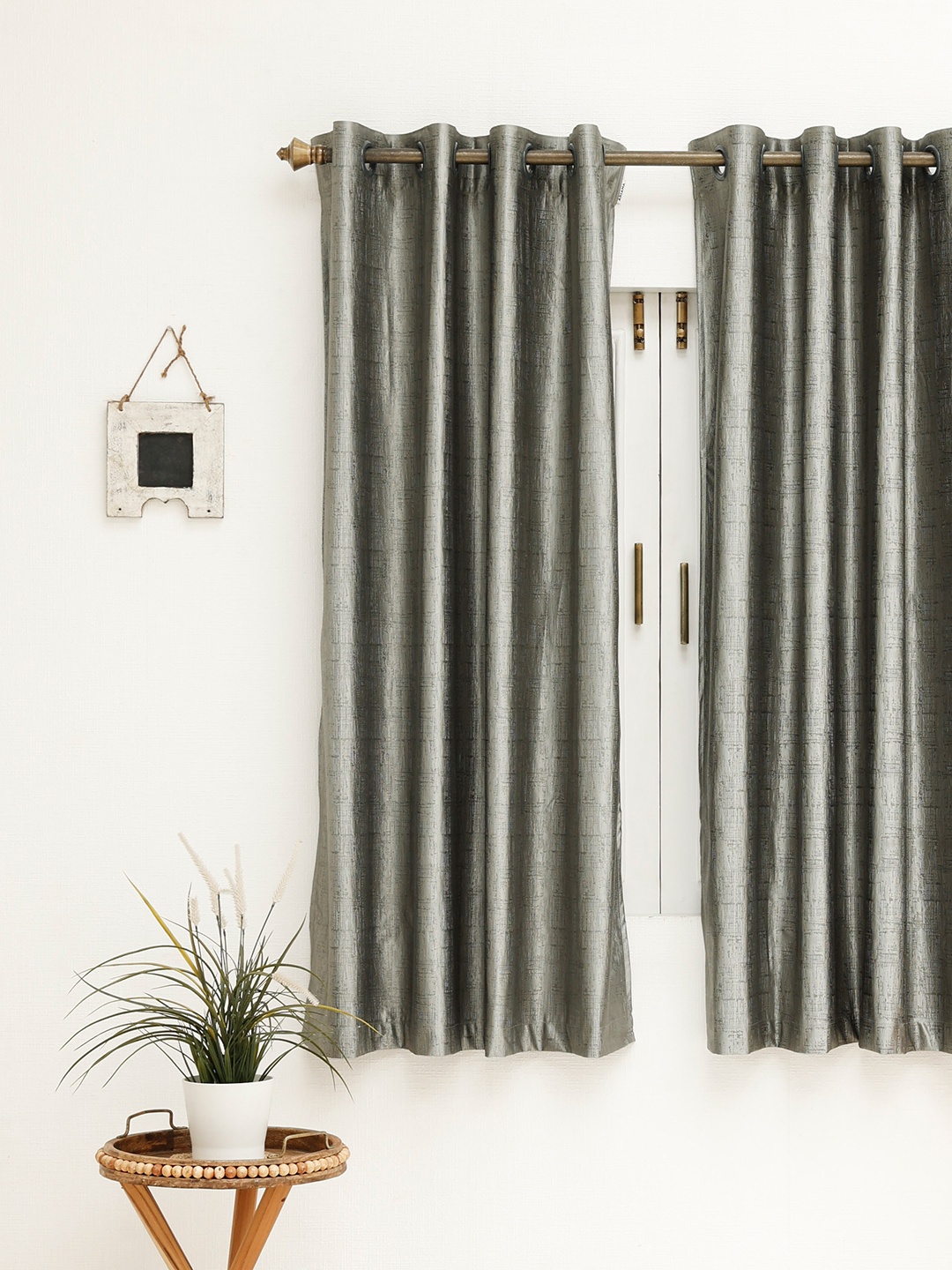

Ariana Grey Room Darkening Window Curtain