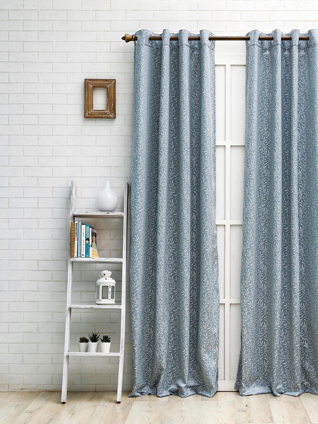 

Ariana Grey & White Floral Room Darkening Door Curtain