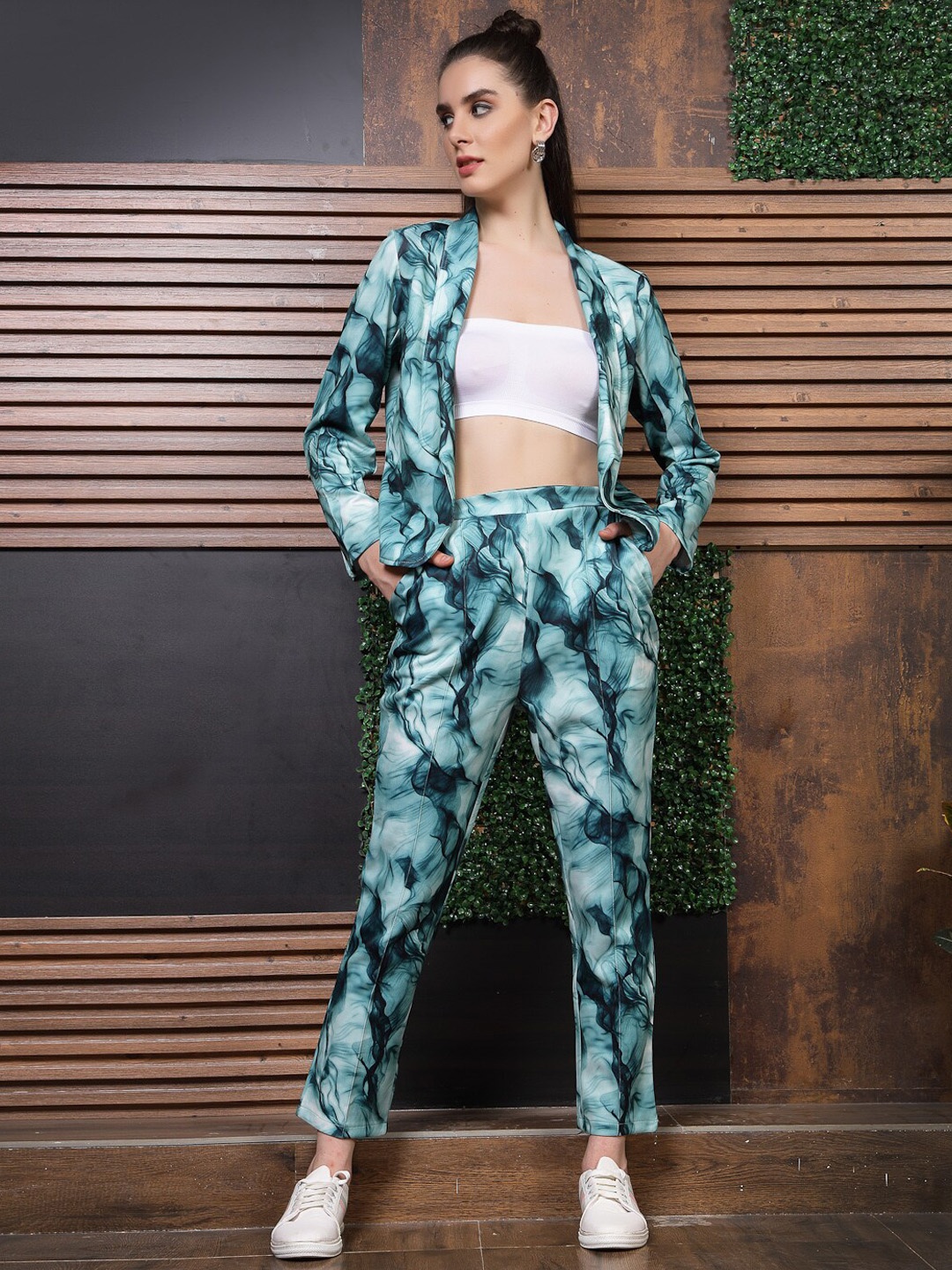 

Athena Abstract Printed Blazer With Trousers Co-Ords, Green