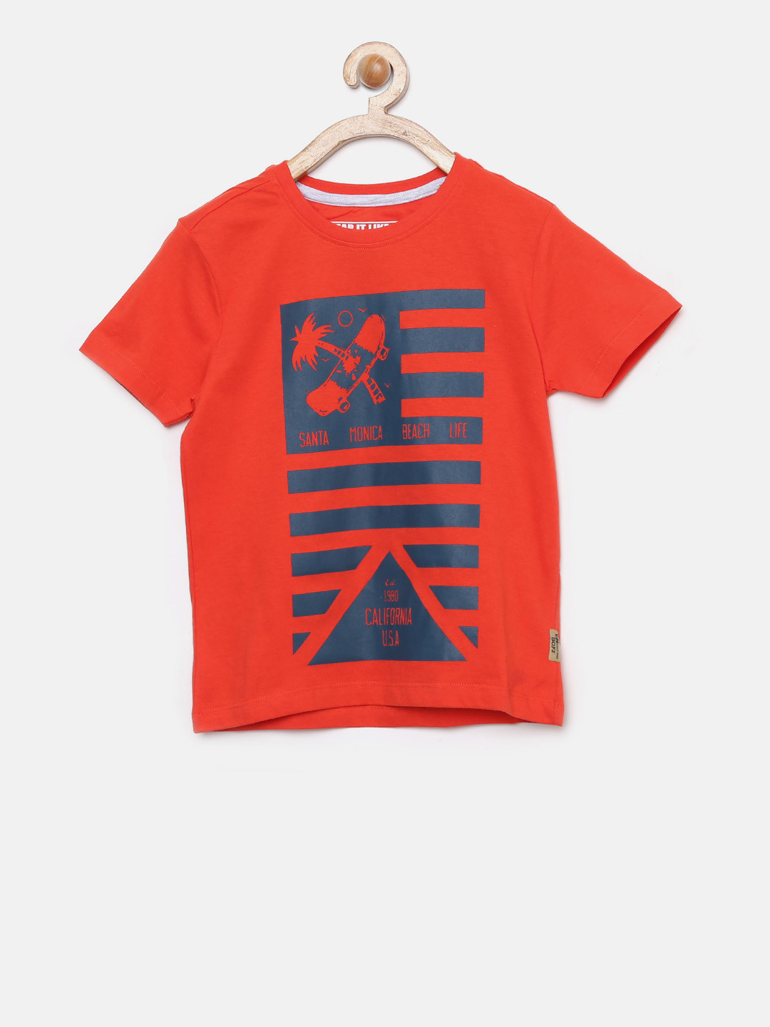 

Flying Machine Boys Red Printed Round Neck T-shirt