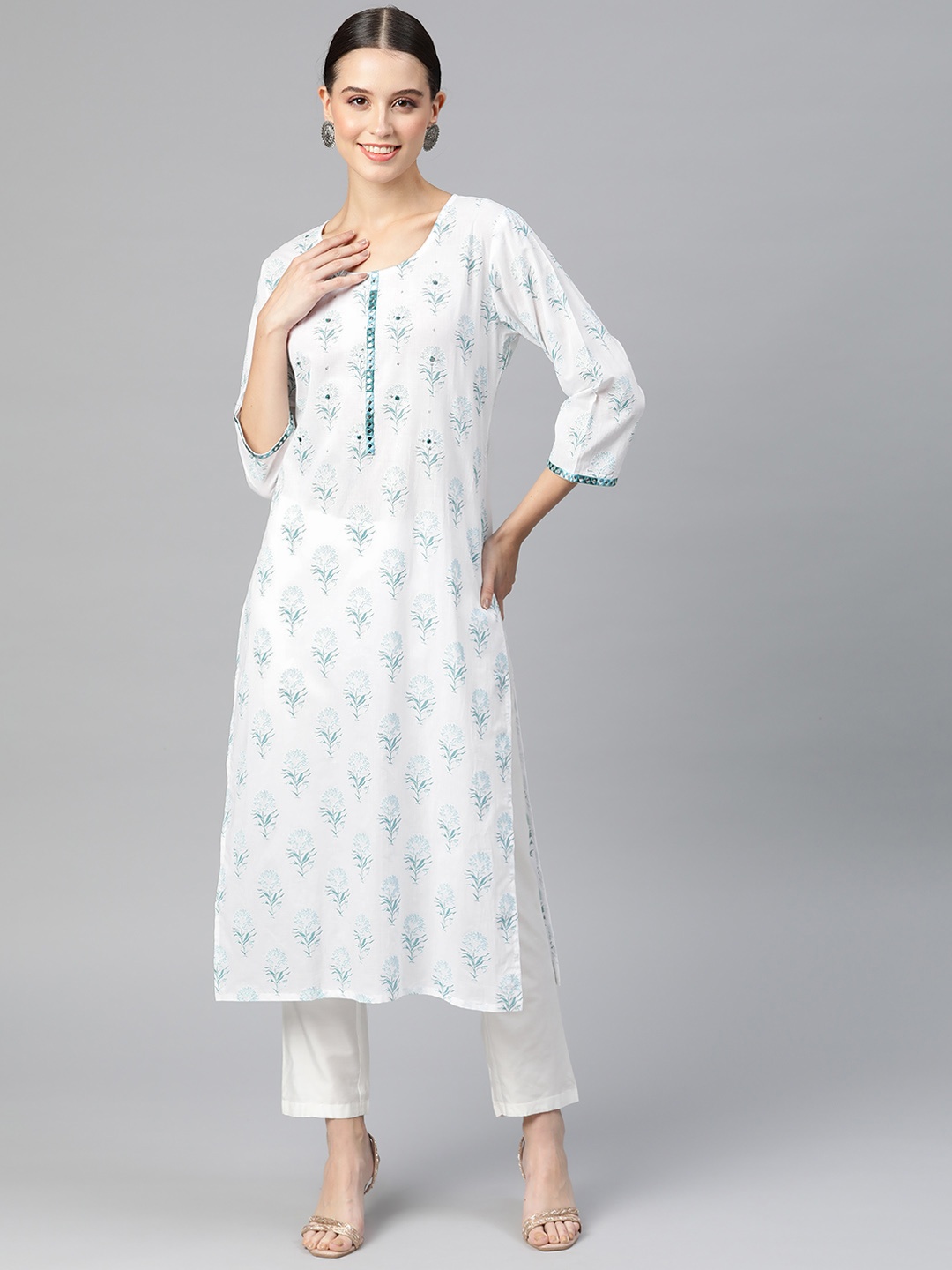 

Readiprint Fashions Women Floral Printed Mirror Work Kurta, Sea green