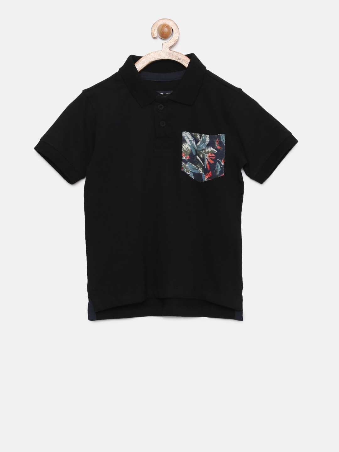 

Flying Machine Boys Black Solid Polo Collar T-shirt