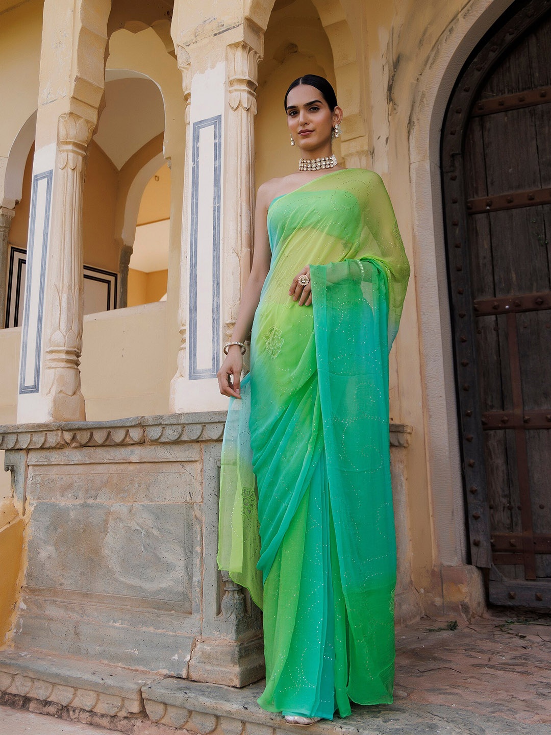 

Geroo Jaipur Ombre Mukaish Saree, Green