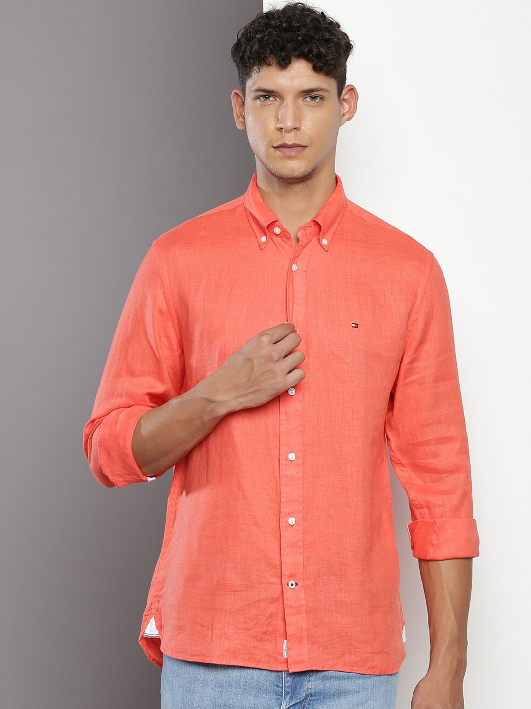 

Tommy Hilfiger Men Button-Down Collar Pure Linen Casual Shirt, Coral