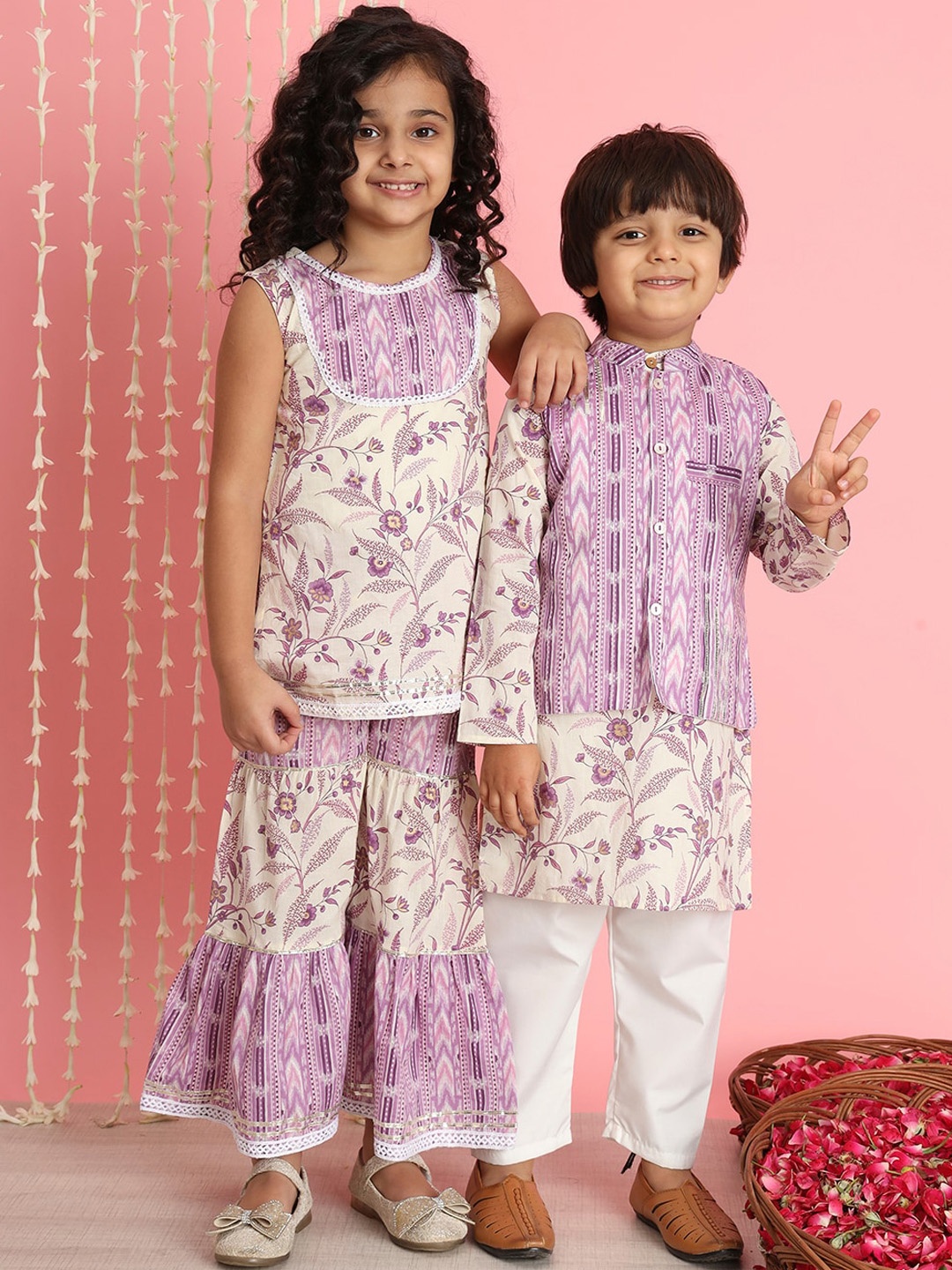 

Readiprint Fashions Boys Floral Printed Pure Cotton Kurta with Pyjamas, Purple