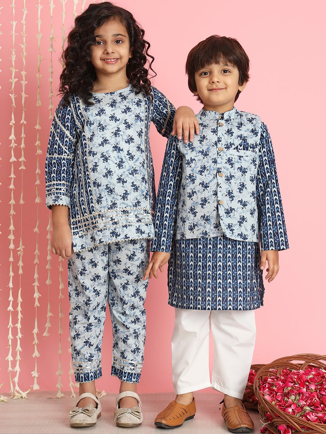 

Readiprint Floral Printed Regular Gotta Patti Pure Cotton Kurti with Pyjamas, Blue